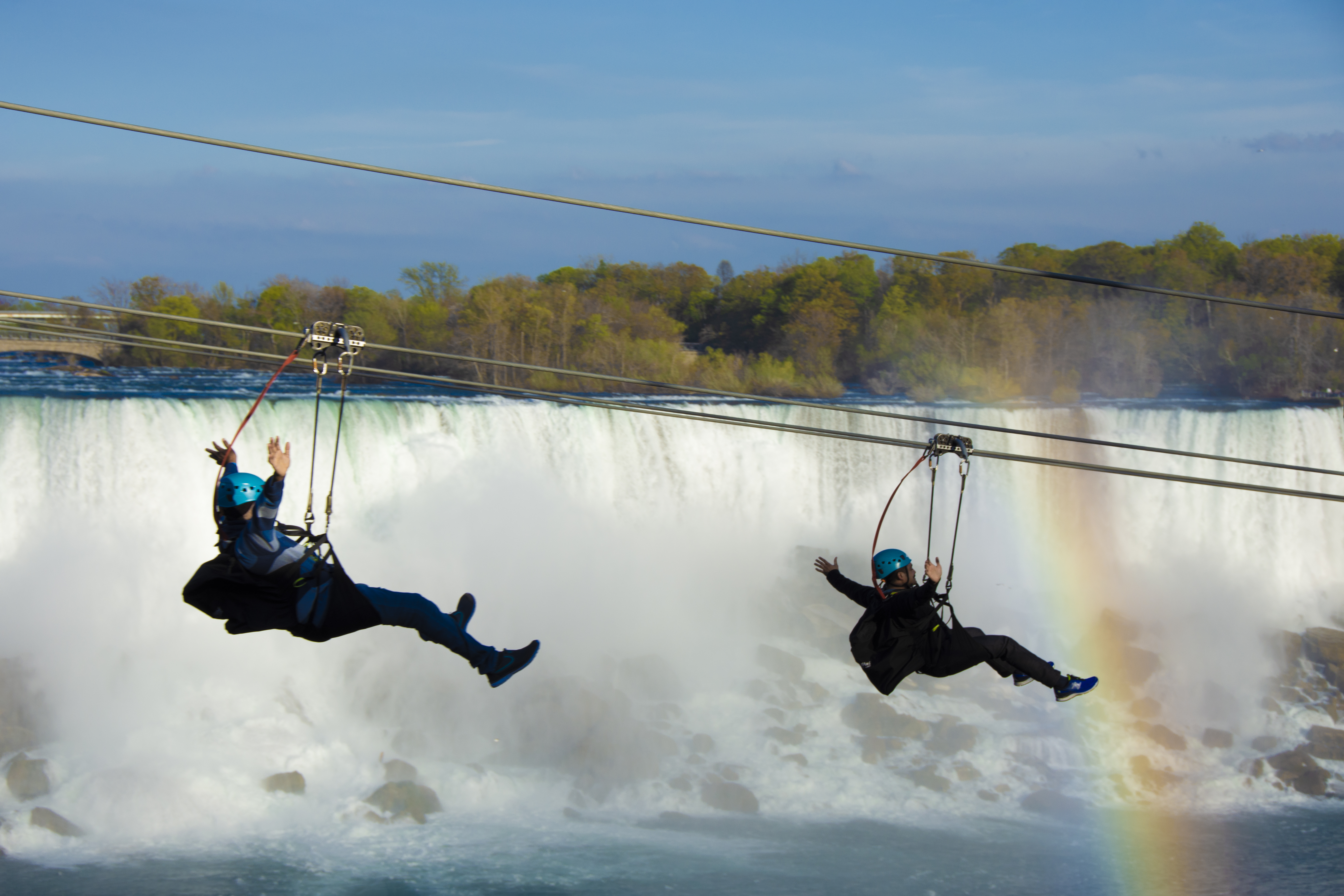 niagaraziplinewithrainbow.jpg